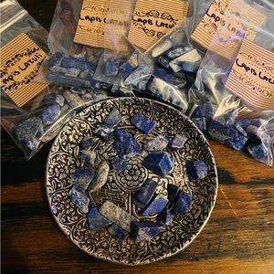 Tumbled Lapis stones